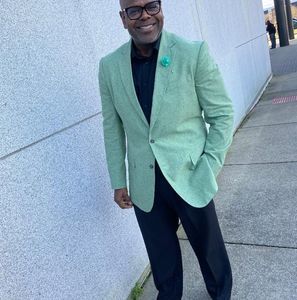 Meet your Posher, Eric